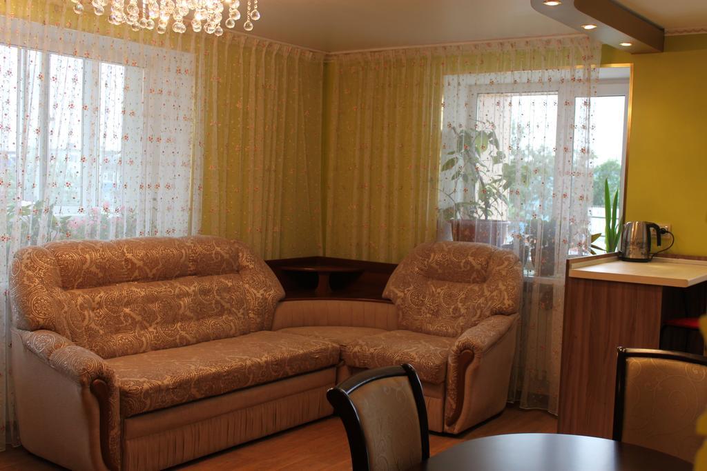 Apartment On 50 Let Oktyabrya 堪察加彼得罗巴甫洛夫斯克 外观 照片